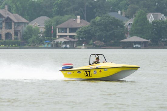 Mason takes his Tri Hull on a Lake Conroe Test Ride