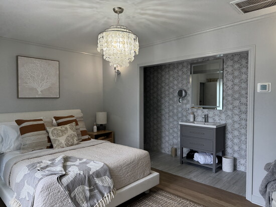 Suite at Inn at Tabbs Creek. Photo Credit: Inn at Tabbs Creek. 