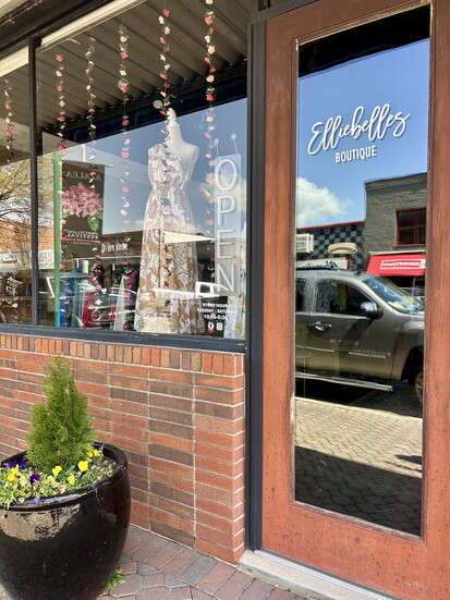 Elliebelle's Boutique
