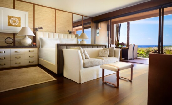 Featuring bespoke Hawaiian furnishings and elegant artworks, these spacious Suites showcase open-concept living.