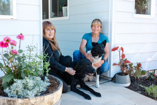 Janet (l) with Diego and Deb (r) with Suka. 