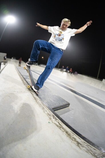 Cody Vaillant: Frontside Nose Grind