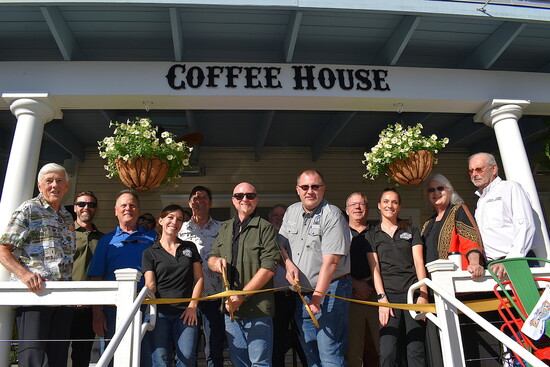 A happy occasion: the ribbon cutting ceremony for Lord-Higel’s Coffee House. (Photo courtesy the City of Venice)