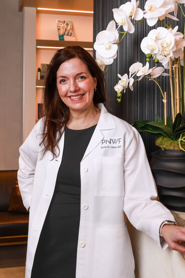 Dr. Julie Lamb