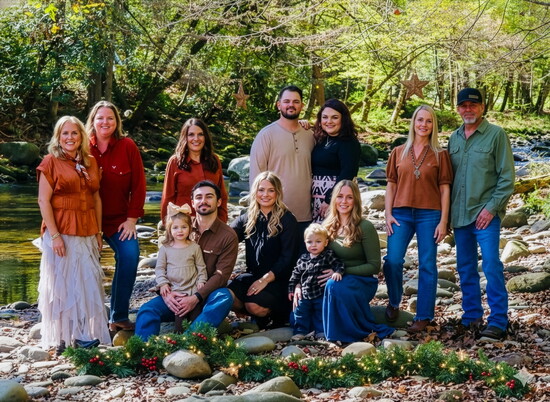 Chastity, Rachel, Caryn, Chayn, Raney, MaKenna, Travis, Cheyanne, Colter, Kendall, Jennifer, and Michael.