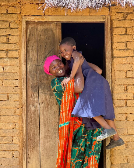 7-year-old Recho reunited with her family