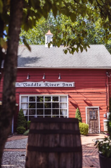 Saddle River Inn