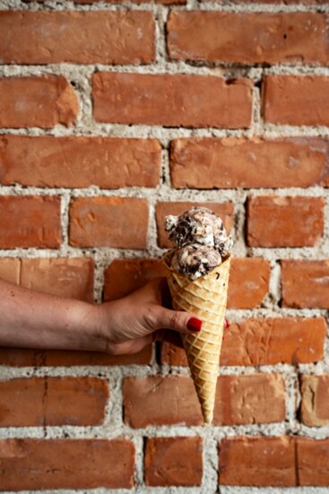 waffle cone with moose tracks - Saunders