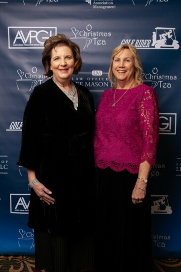 Wanda with her sister Linda at the 2018 O' Christmas Tea.