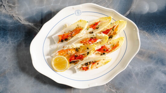 Chardon, Crab & Endive “Caesar." Photo by Michael Anthony
