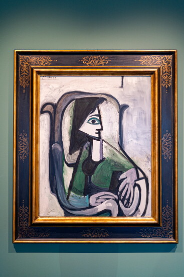 Avaialbe at Opera Gallery, Pablo Picasso, "Femme de profil dans un fauteuil (III). Photo courtesy of Opera Gallery 