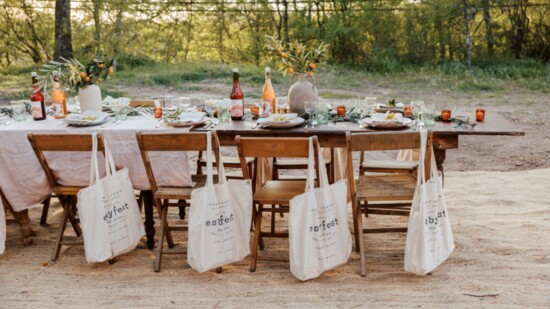 tablescape for the espy apparel dinne
