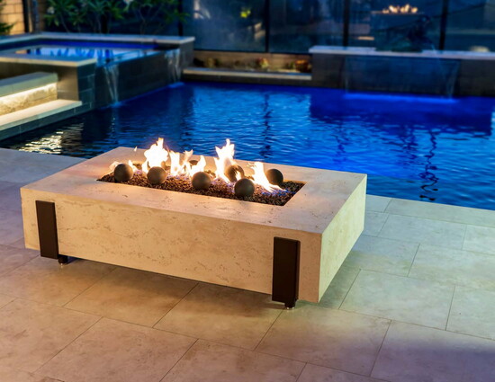 Take a look at this beautiful chat-height fire table from American Fyre Designs.