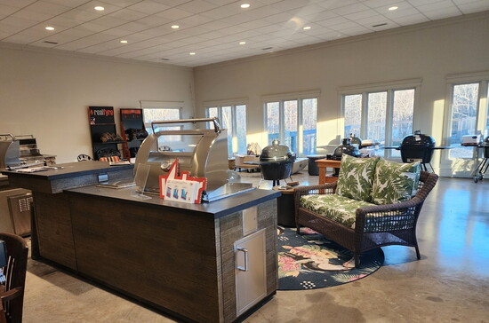 Find everything you need for your outdoor kitchen and living space.