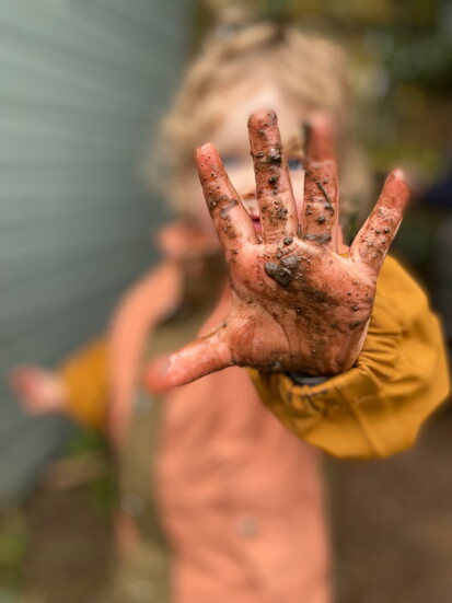 5. Mud Painting