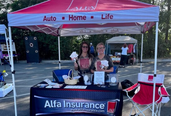 Alfa friends - Stefanie Nelson and Kathy Sims -serving in the community