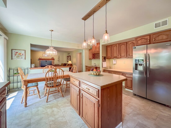 Photo by Bob Faulkner