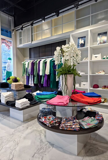 Beautifully curated apparel for both ladies and men at XAR.