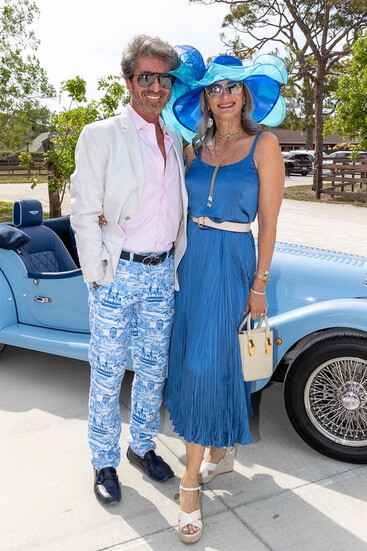 Guests Arrive in Style for Last Year's Kentucky Derby Party!