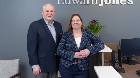 Michael Bain, CEPA® and Vicky Meo, CFP®, ChFC®, CEPA®, RICP®, AAMS™ &