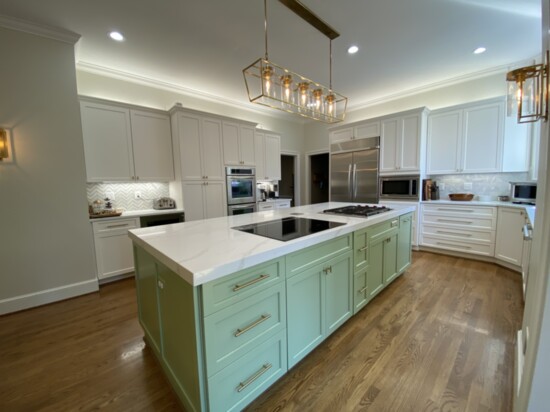 Finished Kitchen Blends Traditional and Modern Elements
