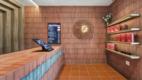 The compact interior of Nikó Sando