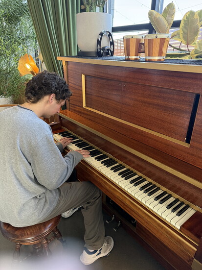 Guests can play piano in the lobby