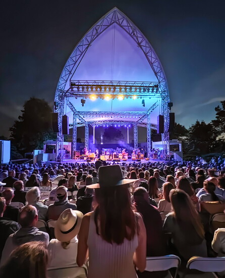 Tedeschi Trucks Band in 2025. Photo by David Gray / GrayPeak Images for Levitt Pavilion..