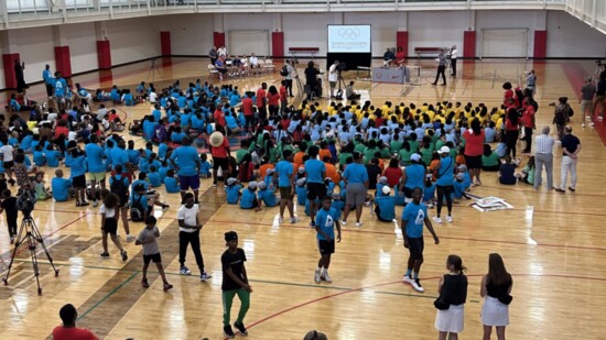 The crowd of kids at Washington University's Olympic & Paralympic Day event on June 21, 2024
