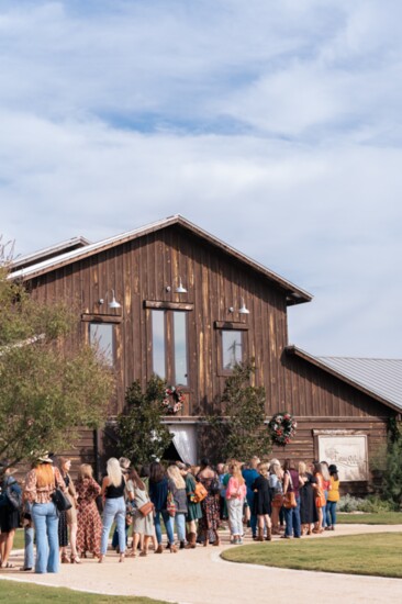 Lone Oak Barn