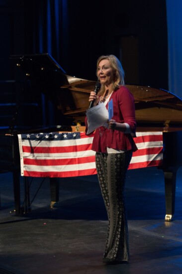 Jan Broberg as emcee at Center for the Arts at Kayenta. Photo by Alan Holben