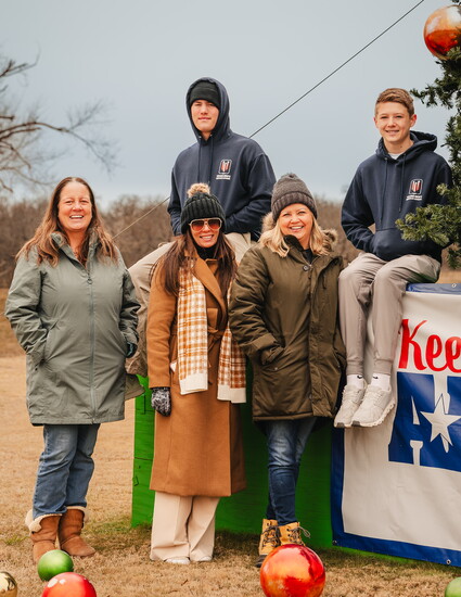 Keep Argyle Beautiful volunteers.