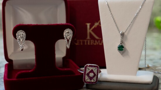 Ketterman's Jewelers Caters to its FAVORITE Customers this Holiday Season