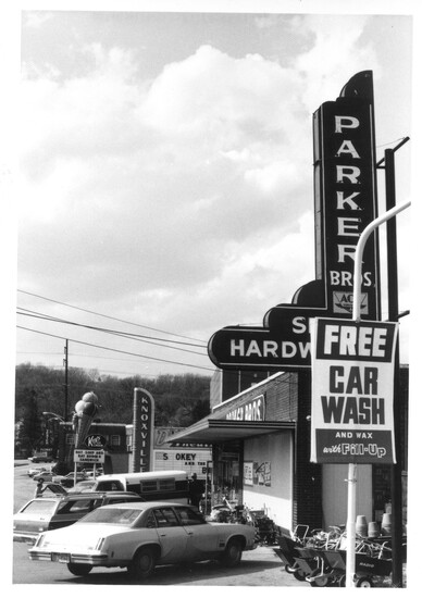 Historic photo of Forest Park Boulevard, late 1970s, by John Kelley