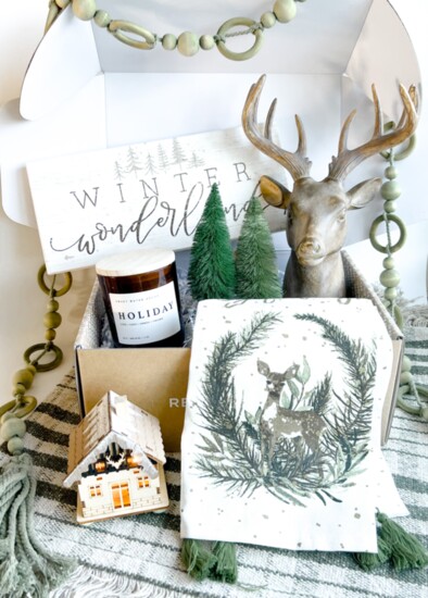 17.  Woodlands Winter Box