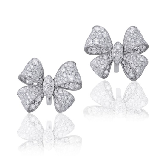 Picchiotti: “Fiocco” diamond-adorned bow earrings in white gold
