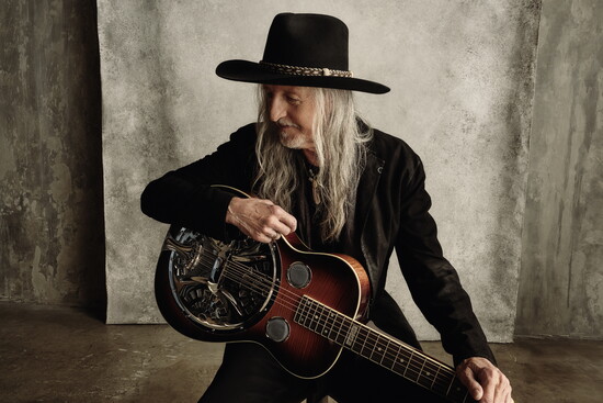 Patrick Simmons/Photo by Clay Patrick McBride