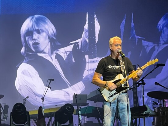 Steve Hagenbuckle in a tribute to Tom Petty