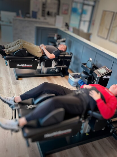 The clinic’s advanced 3D decompression tables deliver targeted spinal relief unavailable in standard equipment.