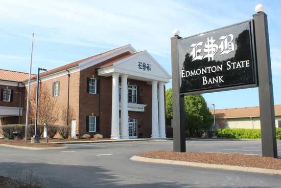 W Broadway Location