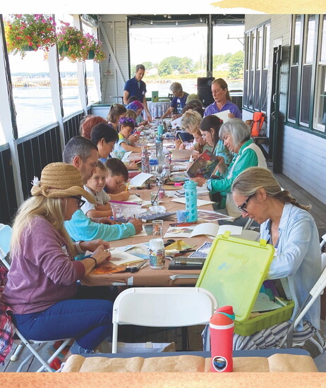 Guests roll up their sleeves at Illustration Institute's Giselle Porter Workshop