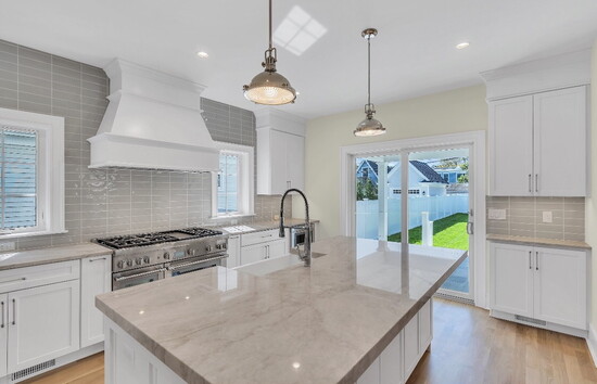 A luxe kitchen courtesy of Estates by Vallario