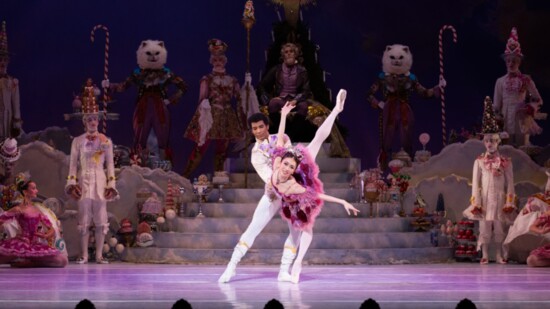 Houston Ballet Principal Yuriko Kajiya as the Sugar Plum Fairy and First Soloist Gian Carlo Perez. Photo courtesy of Houston Ballet