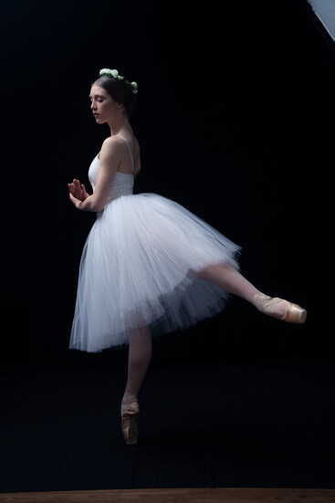 Dancer pictured is Principal Artist Elizabeth Kanning.