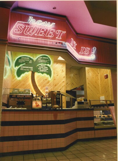 How Suite It Is, Montgomery Mall (1985)