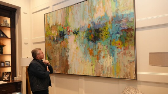 Mark LAfferty finishes off a study with a large scale modern canvas