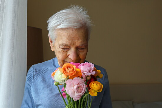 Flower Again - repurpose event flowers into new bouquets for seniors