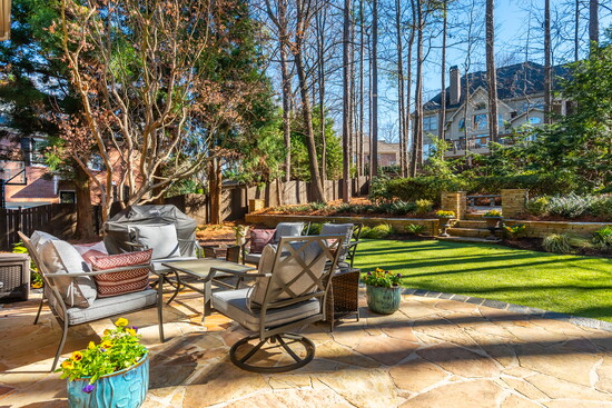 215 Radlett Road, $1,275,000