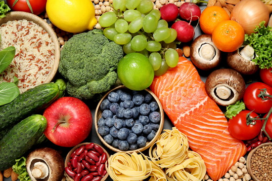 Fighting inflammation isn't complicated if you rely on an abundance of whole foods as a dietary staple. 