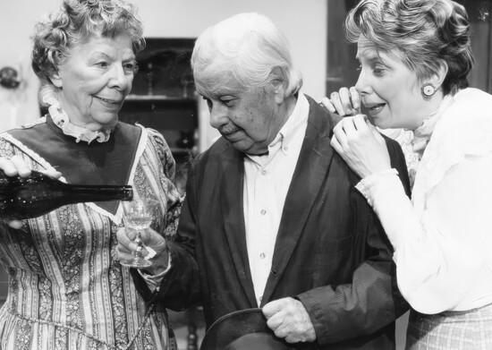 Arsenic and Old Lace (L-R) Janet Kelsey, John Wood, Penelope (Photo Credit Zoran)